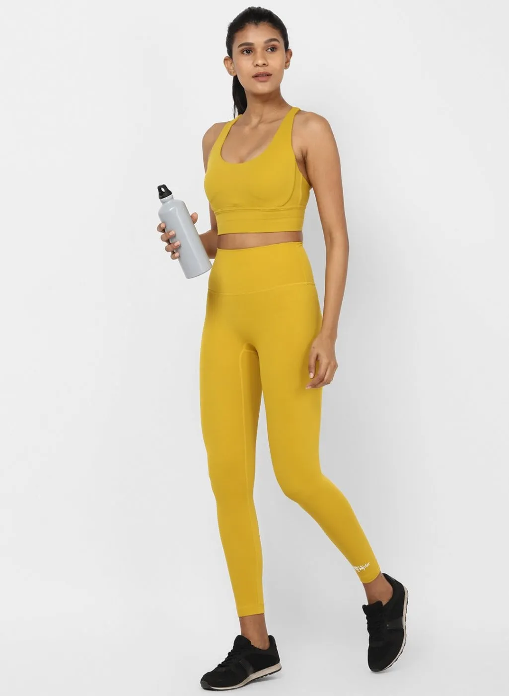 Naina Yoga Set